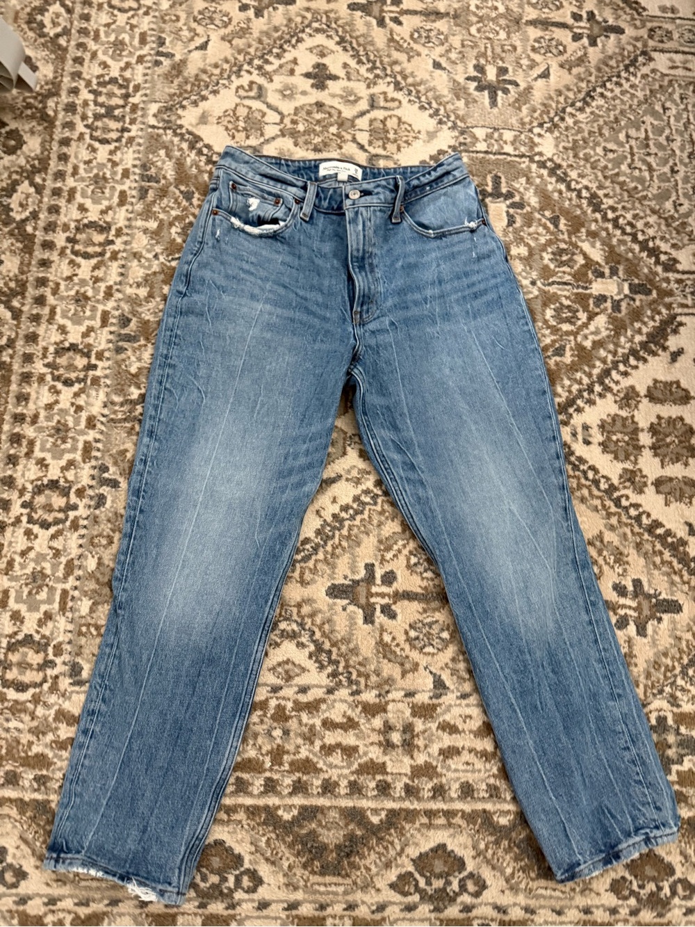 Abercrombie mom jeans